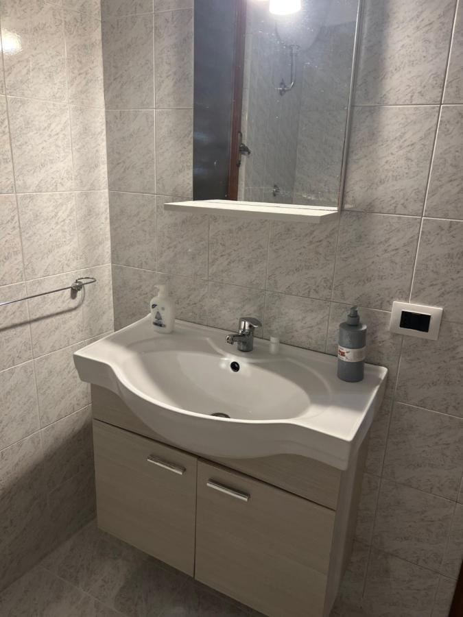 Leone Di Nemea - Νεμέος Λέων Hotell Reggio di Calabria Exteriör bild