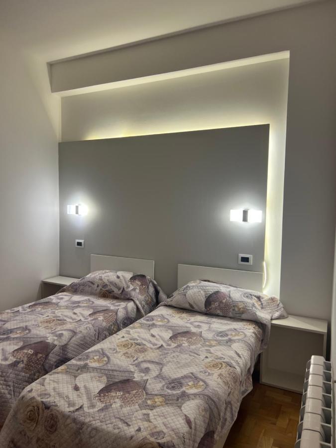 Leone Di Nemea - Νεμέος Λέων Hotell Reggio di Calabria Exteriör bild